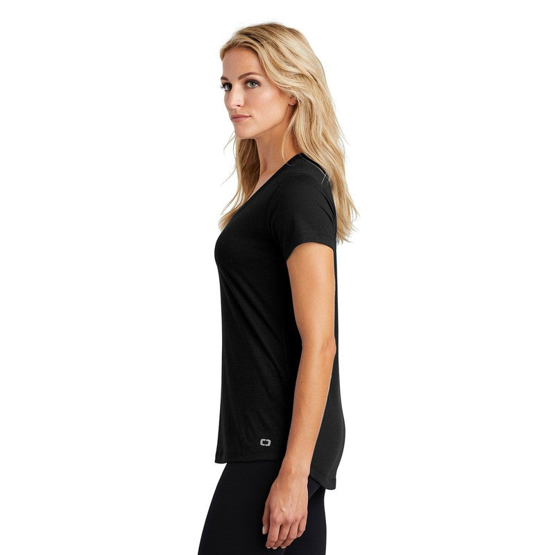 OGIO ENDURANCE Ladies Peak V-Neck Tee - BLACKTOP