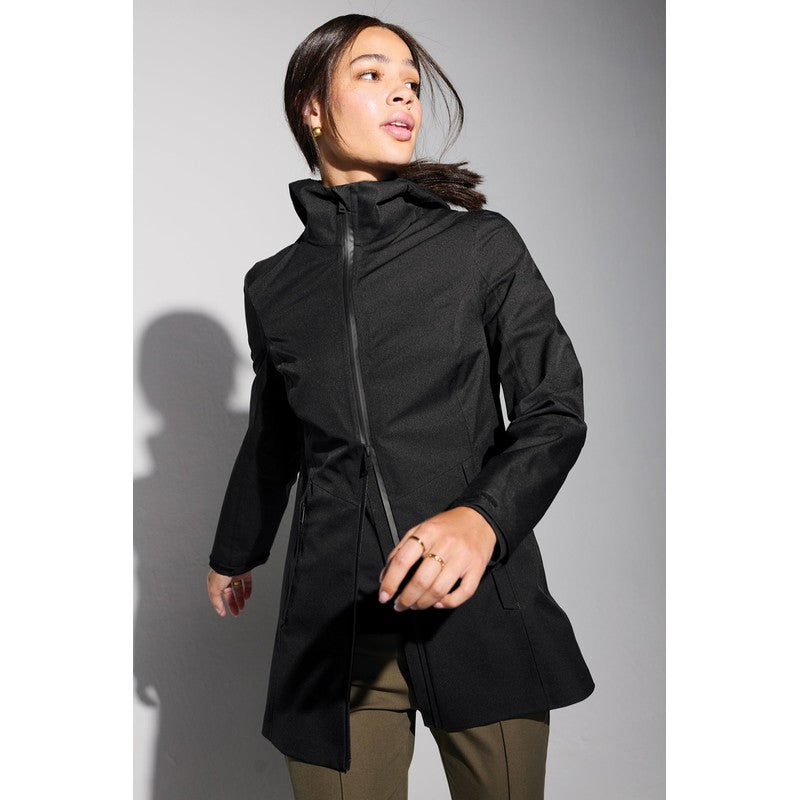STRAYER Mercer+Mettle™ Women’s Waterproof Rain Shell- DEEP BLACK